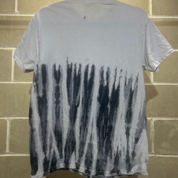 Y2K AC/DC Graphic Tee - Picture 4 of 5